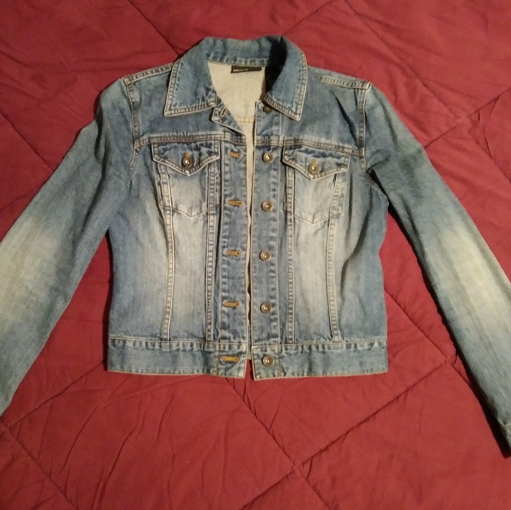 Denim jacket(S)***